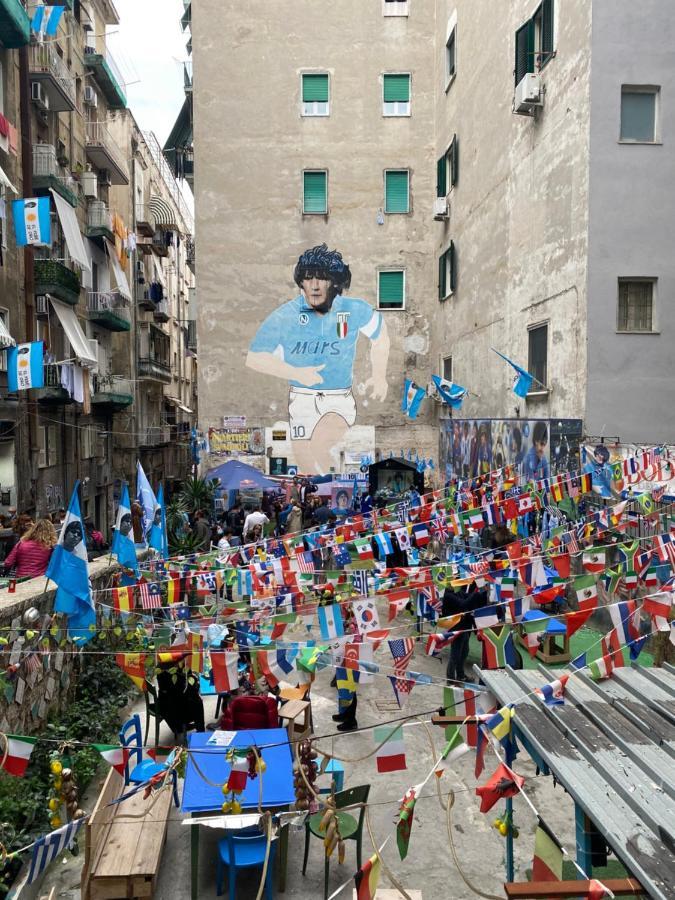 Geman Flat - 1 Min Maradona Mural Neapel Exteriör bild